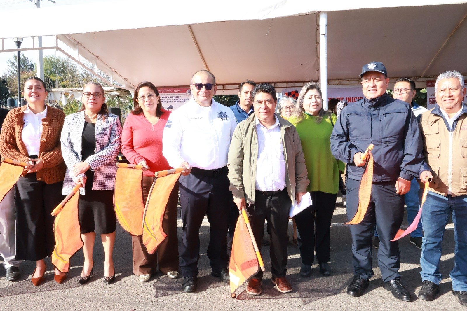 𝘼𝙪𝙩𝙤𝙧𝙞𝙙𝙖𝙙𝙚𝙨 𝙙𝙚 𝙡𝙤𝙨 𝙩𝙧𝙚𝙨 𝙣𝙞𝙫𝙚𝙡𝙚𝙨 𝙙𝙚 𝙜𝙤𝙗𝙞𝙚𝙧𝙣𝙤 𝙘𝙤𝙤𝙧𝙙𝙞𝙣𝙖𝙣 𝙧𝙚𝙘𝙤𝙧𝙧𝙞𝙙𝙤𝙨, 𝙥𝙧𝙚𝙫𝙚𝙣𝙘𝙞ó𝙣 𝙙𝙚 𝙖𝙘𝙘𝙞𝙙𝙚𝙣𝙩𝙚𝙨 𝙮 𝙖𝙪𝙭𝙞𝙡𝙞𝙤 𝙘𝙞𝙪𝙙𝙖𝙙𝙖𝙣𝙤 𝙙𝙪𝙧𝙖𝙣𝙩𝙚 𝙚𝙡 𝙥𝙚𝙧𝙞𝙤𝙙𝙤 𝙙𝙚𝙘𝙚𝙢𝙗𝙧𝙞𝙣𝙤.