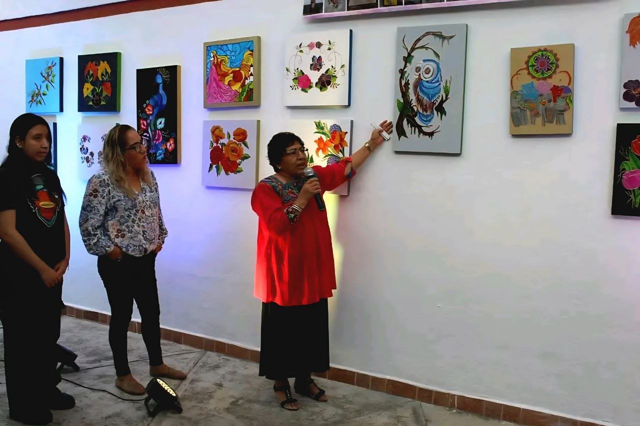 𝙀𝙡 𝙘𝙪𝙧𝙨𝙤 “𝙑𝙞𝙩𝙧𝙖𝙡 𝙚𝙣 𝙢𝙖𝙙𝙚𝙧𝙖” 𝙘𝙚𝙧𝙧ó 𝙖𝙘𝙩𝙞𝙫𝙞𝙙𝙖𝙙𝙚𝙨 𝙘𝙤𝙣 𝙪𝙣𝙖 𝙢𝙪𝙚𝙨𝙩𝙧𝙖 𝙙𝙚 20 𝙥𝙞𝙚𝙯𝙖𝙨 𝙚𝙡𝙖𝙗𝙤𝙧𝙖𝙙𝙖𝙨 𝙥𝙤𝙧 𝙖𝙡𝙪𝙢𝙣𝙖𝙨 𝙦𝙪𝙚 𝙙𝙞𝙚𝙧𝙤𝙣 𝙛𝙤𝙧𝙢𝙖 𝙖 𝙘𝙤𝙡𝙤𝙧, 𝙩é𝙘𝙣𝙞𝙘𝙖 𝙮 𝙚𝙢𝙤𝙘𝙞ó𝙣.