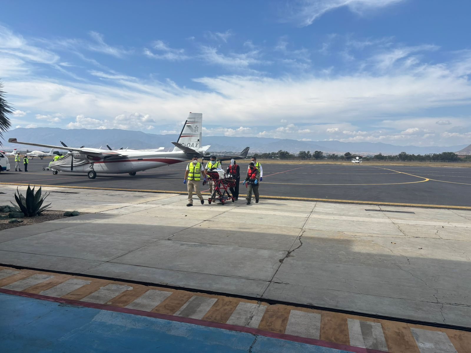 𝙐𝙣𝙖 𝙖𝙚𝙧𝙤𝙣𝙖𝙫𝙚 𝙖𝙘𝙤𝙧𝙩ó 𝙙𝙞𝙨𝙩𝙖𝙣𝙘𝙞𝙖𝙨 𝙚𝙣𝙩𝙧𝙚 𝙡𝙖 𝙈𝙞𝙭𝙩𝙚𝙘𝙖 𝙮 𝙡𝙖 𝙘𝙖𝙥𝙞𝙩𝙖𝙡 𝙥𝙖𝙧𝙖 𝙥𝙧𝙤𝙩𝙚𝙜𝙚𝙧 𝙡𝙖 𝙫𝙞𝙙𝙖 𝙙𝙚 𝙪𝙣𝙖 𝙢𝙖𝙙𝙧𝙚 𝙮 𝙨𝙪 𝙗𝙚𝙗é.