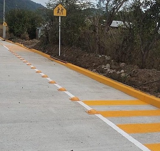 𝙇𝙖 𝙤𝙗𝙧𝙖 𝙢𝙚𝙟𝙤𝙧𝙖 𝙡𝙖 𝙨𝙚𝙜𝙪𝙧𝙞𝙙𝙖𝙙 𝙙𝙚 𝙚𝙨𝙩𝙪𝙙𝙞𝙖𝙣𝙩𝙚𝙨 𝙮 𝙥𝙚𝙖𝙩𝙤𝙣𝙚𝙨 𝙚𝙣 𝙪𝙣𝙖 𝙘𝙤𝙢𝙪𝙣𝙞𝙙𝙖𝙙 𝙙𝙚 𝙡𝙖 𝙎𝙞𝙚𝙧𝙧𝙖 𝙎𝙪𝙧.