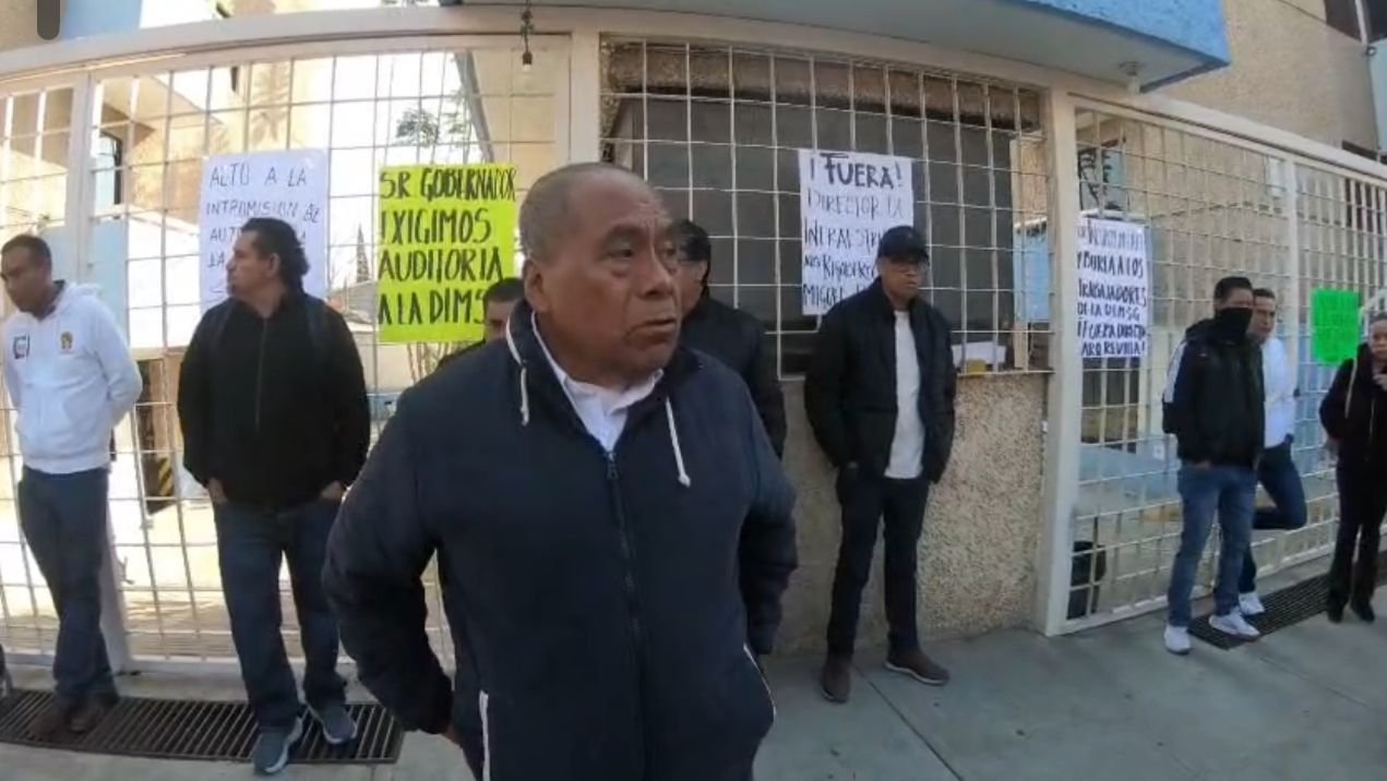 𝘿𝙚𝙣𝙪𝙣𝙘𝙞𝙖𝙣 𝙝𝙤𝙨𝙩𝙞𝙜𝙖𝙢𝙞𝙚𝙣𝙩𝙤 𝙡𝙖𝙗𝙤𝙧𝙖𝙡 𝙮 𝙥𝙧𝙚𝙨𝙪𝙣𝙩𝙖𝙨 𝙞𝙧𝙧𝙚𝙜𝙪𝙡𝙖𝙧𝙞𝙙𝙖𝙙𝙚𝙨 𝙖𝙡 𝙞𝙣𝙩𝙚𝙧𝙞𝙤𝙧 𝙙𝙚𝙡 á𝙧𝙚𝙖.