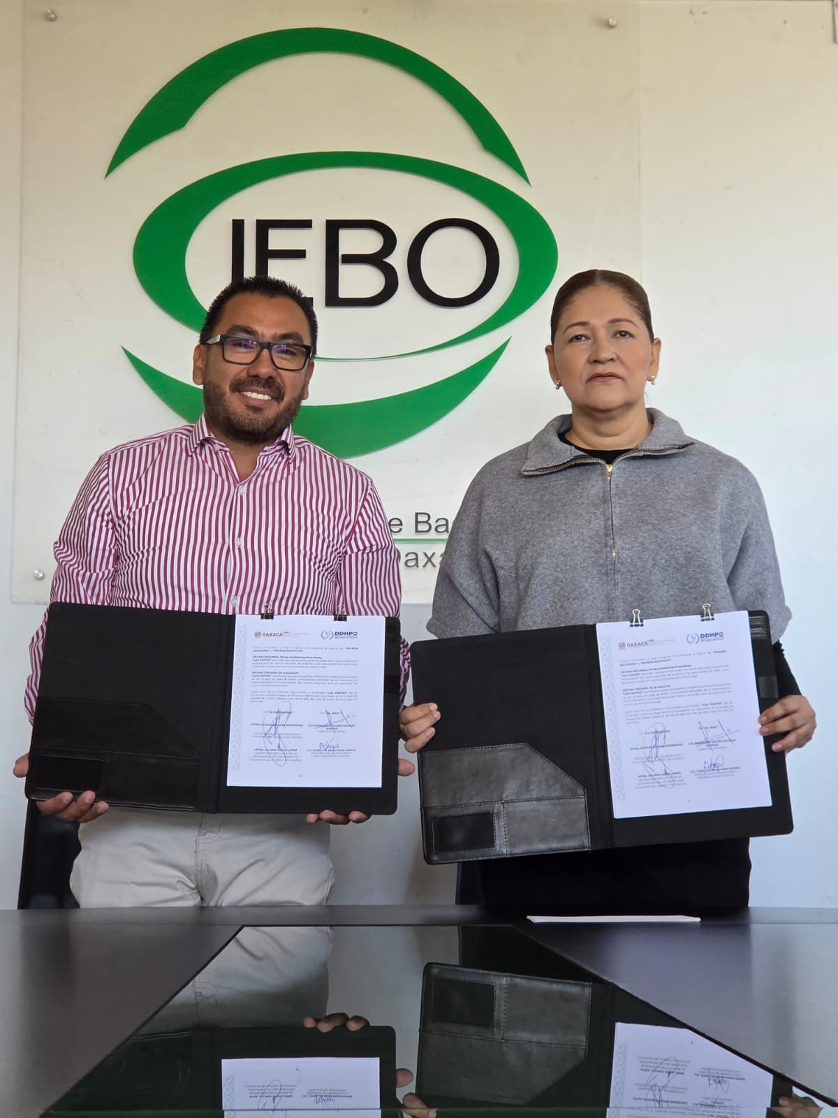 El convenio abre la puerta a capacitación, investigación y prevención de la violencia en comunidades educativas de Oaxaca.