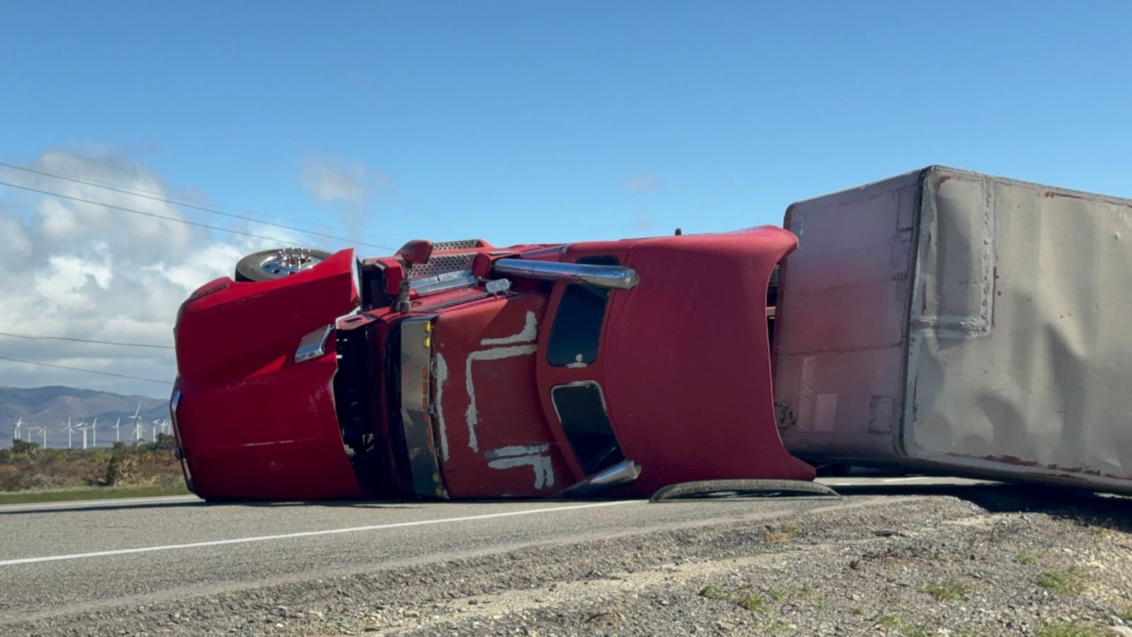 𝙀𝙡 𝙚𝙫𝙚𝙣𝙩𝙤 𝙙𝙚 𝙣𝙤𝙧𝙩𝙚 𝙙𝙚𝙟ó 𝙙𝙤𝙨 𝙫𝙤𝙡𝙘𝙖𝙙𝙪𝙧𝙖𝙨 𝙚𝙣 𝙚𝙡 𝙩𝙧𝙖𝙢𝙤 𝙇𝙖 𝙑𝙚𝙣𝙩𝙤𝙨𝙖–𝙇𝙖 𝙑𝙚𝙣𝙩𝙖; 𝙣𝙤 𝙝𝙪𝙗𝙤 𝙥𝙚𝙧𝙨𝙤𝙣𝙖𝙨 𝙡𝙚𝙨𝙞𝙤𝙣𝙖𝙙𝙖𝙨.