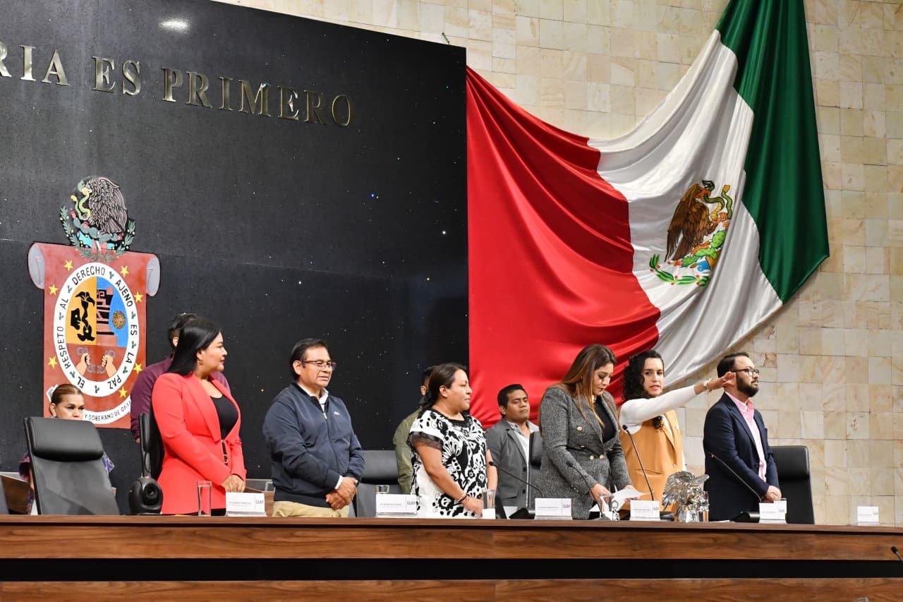 𝙇𝙖 𝙩𝙞𝙩𝙪𝙡𝙖𝙧 𝙙𝙚 𝙡𝙖 𝙎𝙚𝙢𝙖𝙗𝙚𝙨𝙤 𝙥𝙧𝙚𝙨𝙚𝙣𝙩𝙤́ 𝙨𝙪 𝙞𝙣𝙛𝙤𝙧𝙢𝙚 𝙘𝙤𝙣 𝙚𝙣𝙛𝙖́𝙨𝙞𝙨 𝙚𝙣 𝙧𝙚𝙨𝙞𝙙𝙪𝙤𝙨, 𝙖𝙞𝙧𝙚, 𝙖𝙜𝙪𝙖 𝙮 𝙘𝙖𝙢𝙗𝙞𝙤 𝙘𝙡𝙞𝙢𝙖́𝙩𝙞𝙘𝙤.