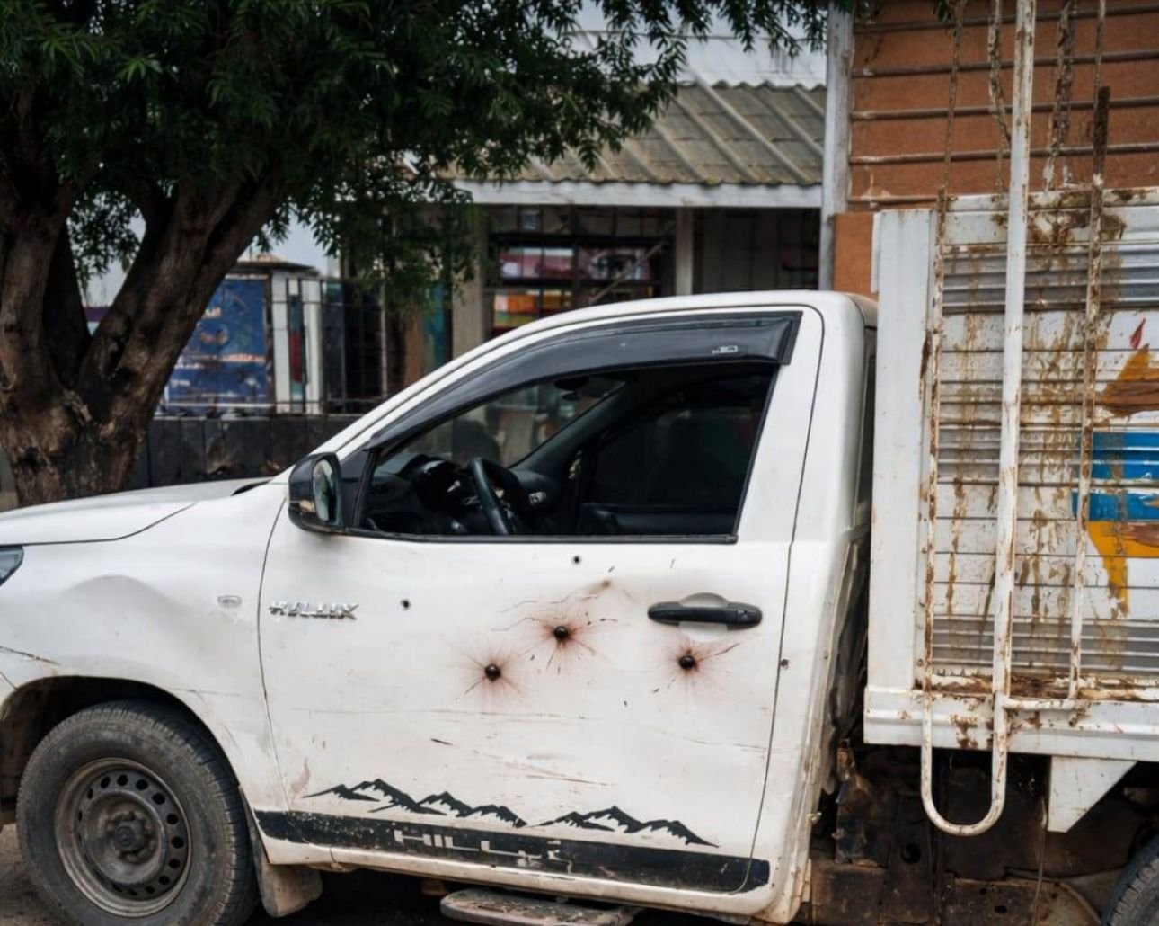 ▪ 𝙇𝙖 𝙪𝙣𝙞𝙙𝙖𝙙 𝙩𝙞𝙥𝙤 𝙚𝙨𝙩𝙖𝙦𝙪𝙞𝙩𝙖 𝙥𝙧𝙚𝙨𝙚𝙣𝙩𝙖𝙗𝙖 𝙞𝙢𝙥𝙖𝙘𝙩𝙤𝙨 𝙙𝙚 𝙖𝙧𝙢𝙖 𝙙𝙚 𝙛𝙪𝙚𝙜𝙤 𝙮 𝙣𝙤 𝙝𝙖𝙮 𝙥𝙚𝙧𝙨𝙤𝙣𝙖𝙨 𝙙𝙚𝙩𝙚𝙣𝙞𝙙𝙖𝙨