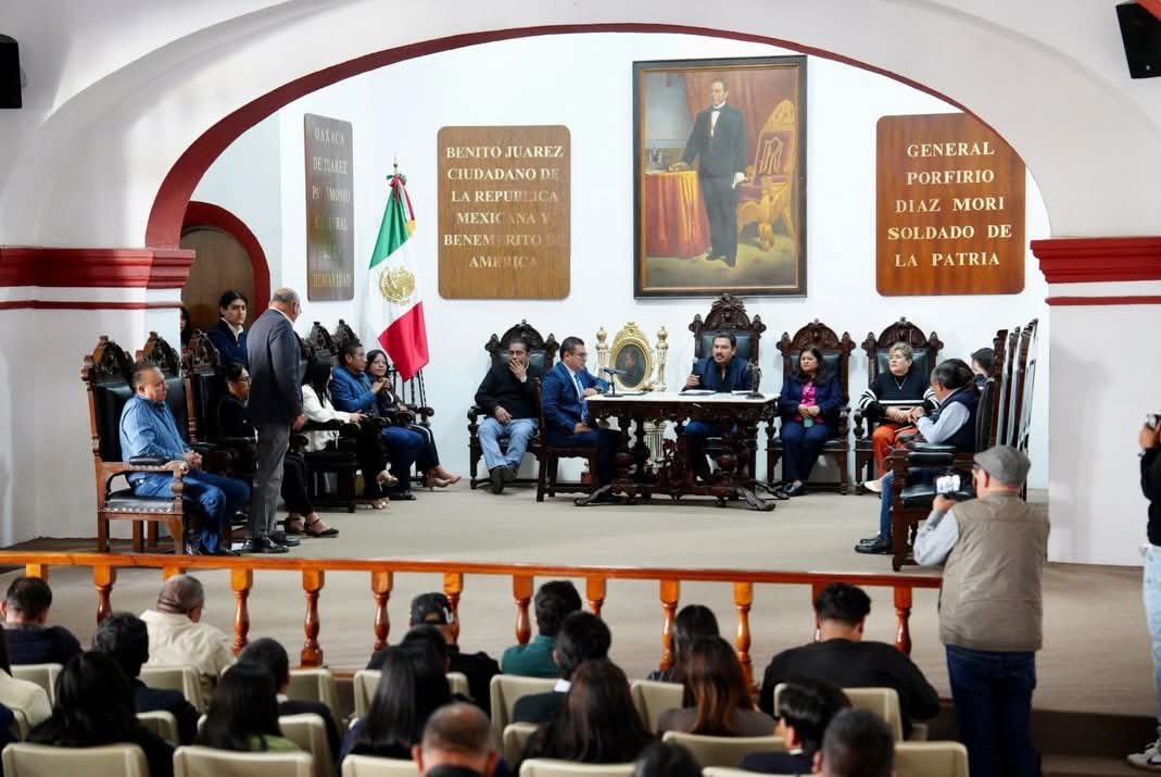 𝗖𝗮𝗯𝗶𝗹𝗱𝗼 𝗱𝗲 𝗢𝗮𝘅𝗮𝗰𝗮 𝗮𝗽𝗿𝘂𝗲𝗯𝗮 𝗮𝗰𝗰𝗶𝗼𝗻𝗲𝘀 𝗮𝗺𝗯𝗶𝗲𝗻𝘁𝗮𝗹𝗲𝘀, 𝗱𝗲 𝘀𝗮𝗹𝘂𝗱 𝘆 𝗮𝘁𝗲𝗻𝗰𝗶𝗼́𝗻 𝘀𝗼𝗰𝗶𝗮𝗹.