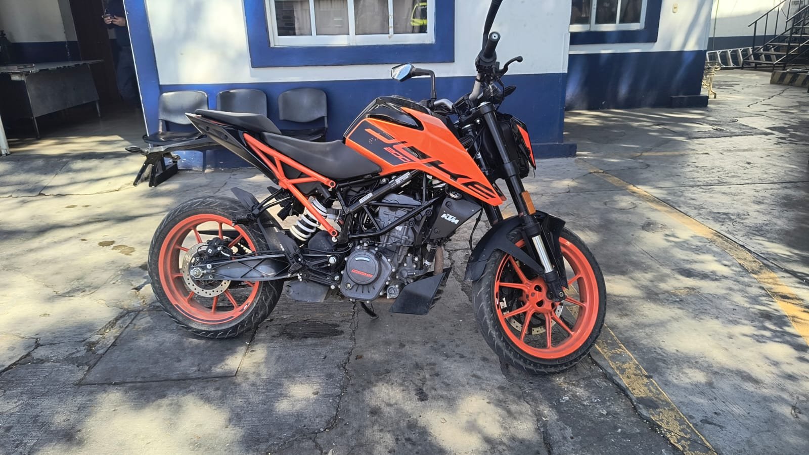 𝗔𝘀𝗲𝗴𝘂𝗿𝗮𝗻 𝗺𝗼𝘁𝗼𝗰𝗶𝗰𝗹𝗲𝘁𝗮 𝗿𝗼𝗯𝗮𝗱𝗮 𝗲𝗻 𝗧𝗿𝗶𝗻𝗶𝗱𝗮𝗱 𝗱𝗲 𝗩𝗶𝗴𝘂𝗲𝗿𝗮.