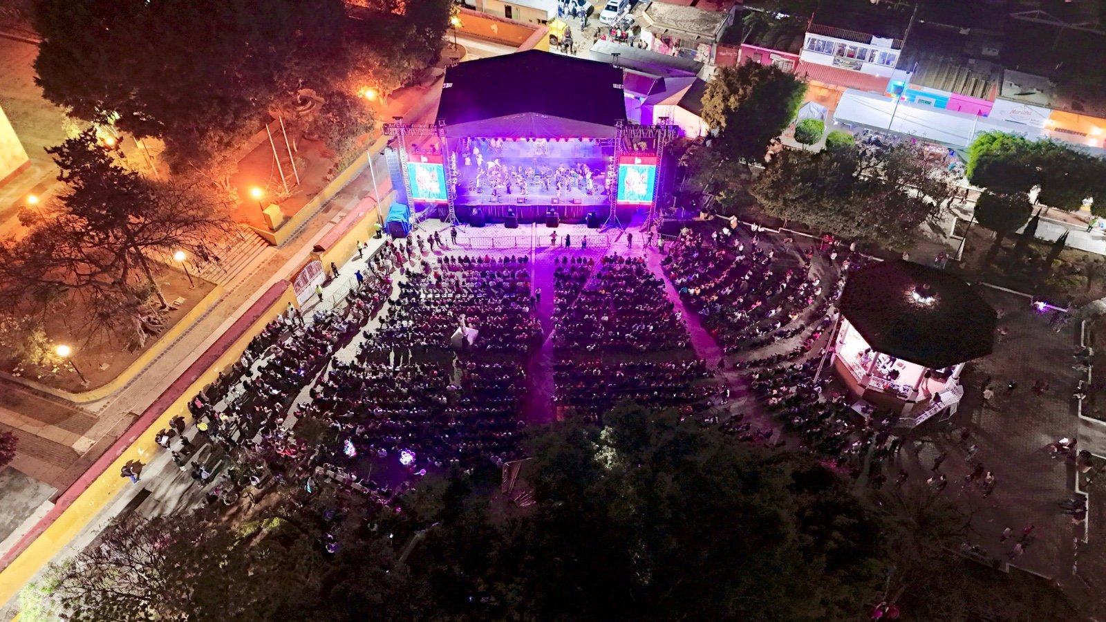 𝗠𝗮𝗿𝘁𝗲𝘀 𝗱𝗲 𝗕𝗿𝘂𝗷𝗮𝘀 𝟮𝟬𝟮𝟲: 𝗫𝗼𝘅𝗼𝗰𝗼𝘁𝗹á𝗻 𝗲𝗻𝗰𝗶𝗲𝗻𝗱𝗲 𝘀𝘂 𝘁𝗿𝗮𝗱𝗶𝗰𝗶ó𝗻 𝗺á𝘀 𝗲𝗺𝗯𝗹𝗲𝗺á𝘁𝗶𝗰𝗮.