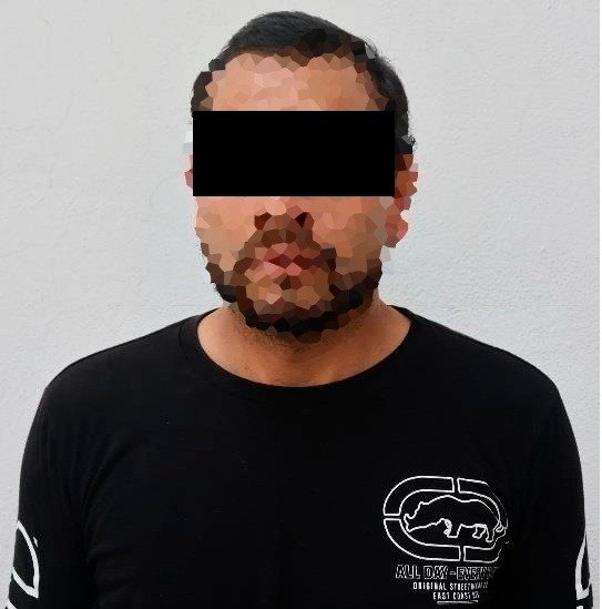 𝗗𝗲𝘁𝗶𝗲𝗻𝗲𝗻 𝗮 𝗵𝗼𝗺𝗯𝗿𝗲 𝘀𝗲ñ𝗮𝗹𝗮𝗱𝗼 𝗽𝗼𝗿 𝗮𝗯𝘂𝘀𝗼 𝘀𝗲𝘅𝘂𝗮𝗹 𝗲𝗻 𝗟𝗼𝗺𝗮𝘀 𝗱𝗲 𝗦𝗮𝗻𝘁𝗮 𝗥𝗼𝘀𝗮