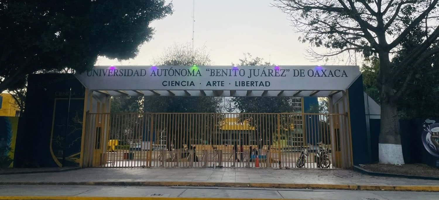 𝗖𝗨 𝘀𝗶𝗴𝘂𝗲 𝗰𝗲𝗿𝗿𝗮𝗱𝗮: 𝗽𝗿𝗼𝘁𝗲𝘀𝘁𝗮 𝗲𝗻 𝗹𝗮 𝗨𝗔𝗕𝗝𝗢 𝘀𝗲 𝗲𝘅𝘁𝗶𝗲𝗻𝗱𝗲 𝗽𝗼𝗿 𝘀𝗲𝗴𝘂𝗻𝗱𝗼 𝗱í𝗮