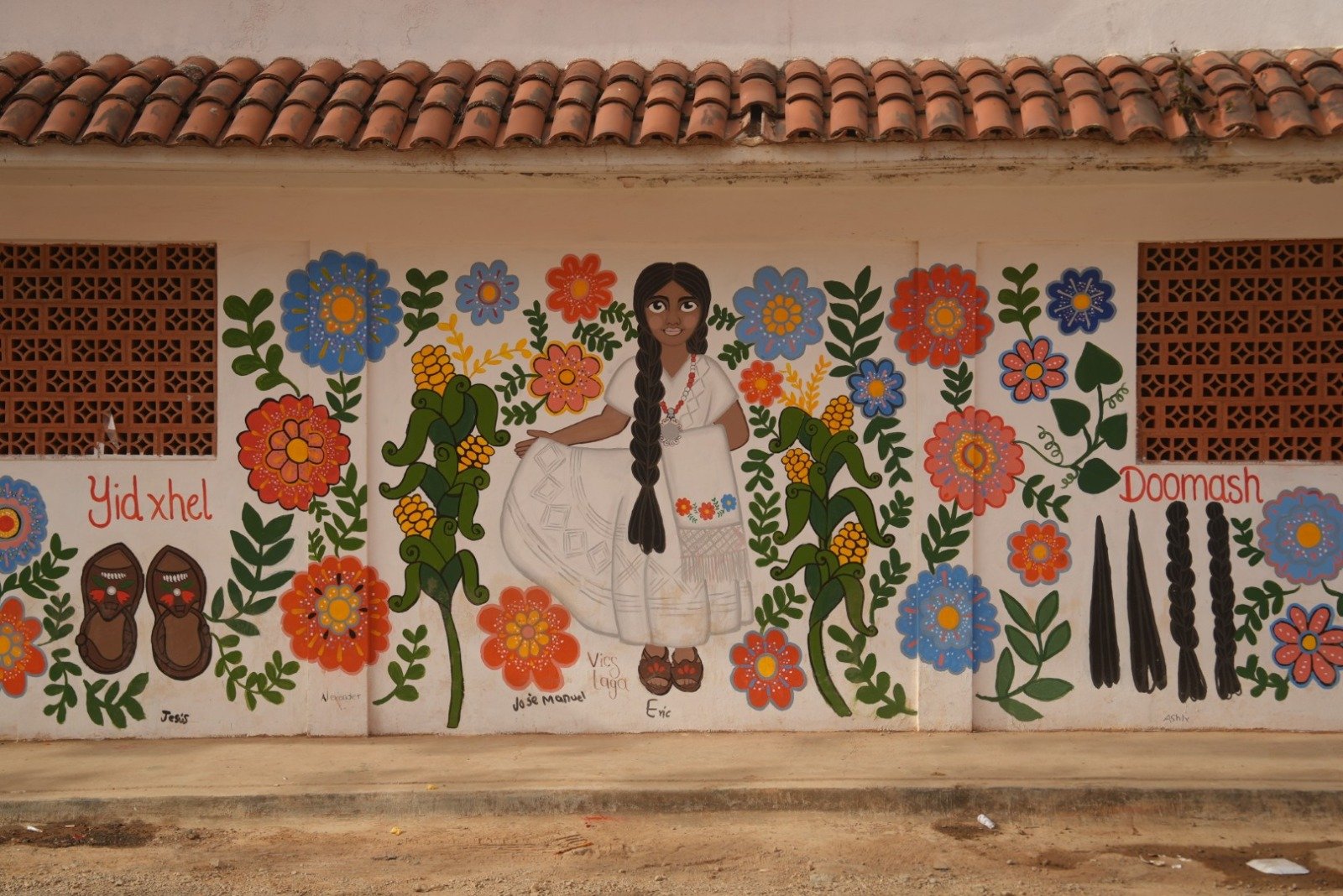 𝗜𝗟𝗘𝗢 𝗰𝗶𝗲𝗿𝗿𝗮 𝗙𝗲𝗯𝗿𝗲𝗿𝗼 𝗱𝗲 𝗹𝗮𝘀 𝗟𝗲𝗻𝗴𝘂𝗮𝘀 𝗠𝗮𝗱𝗿𝗲𝘀 𝗰𝗼𝗻 𝗮𝗰𝘁𝗶𝘃𝗶𝗱𝗮𝗱𝗲𝘀 𝗲𝗻 𝟭𝟳 𝗺𝘂𝗻𝗶𝗰𝗶𝗽𝗶𝗼𝘀