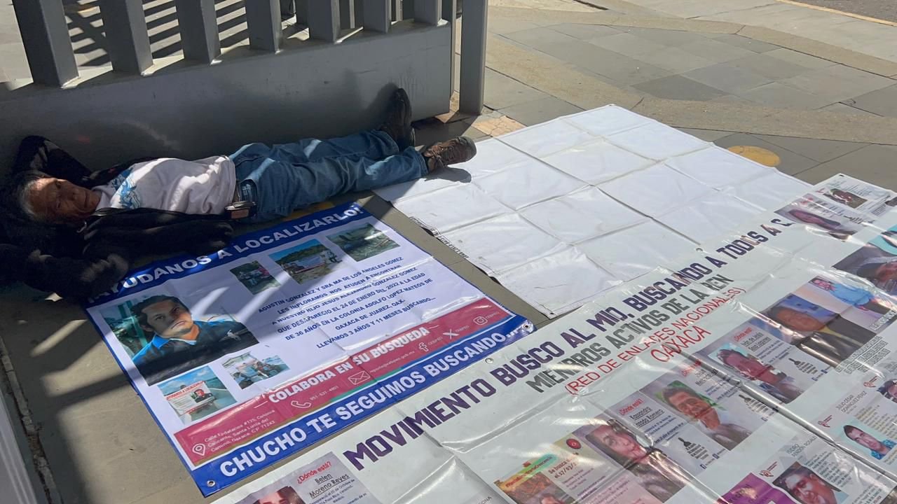 𝗣𝗮𝗱𝗿𝗲 𝗱𝗲 𝗱𝗲𝘀𝗮𝗽𝗮𝗿𝗲𝗰𝗶𝗱𝗼 𝗽𝗿𝗼𝘁𝗲𝘀𝘁𝗮 𝗲𝗻 𝗲𝗹 𝗖𝗼𝗻𝗴𝗿𝗲𝘀𝗼 𝗱𝗲 𝗢𝗮𝘅𝗮𝗰𝗮