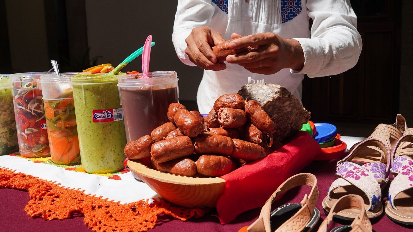 𝗦𝗮𝗯𝗼𝗿 𝘆 𝘁𝗿𝗮𝗱𝗶𝗰𝗶𝗼́𝗻: 𝗹𝗹𝗲𝗴𝗮𝗻 𝗹𝗮 𝗙𝗲𝗿𝗶𝗮 𝗱𝗲 𝗹𝗮 𝗦𝗮𝗹𝗰𝗵𝗶𝗰𝗵𝗮 𝗘𝗷𝘂𝘁𝗲𝗰𝗮 𝘆 𝗹𝗮 𝗙𝗲𝗿𝗶𝗮 𝗱𝗲𝗹 𝗧𝗲𝗷𝗮𝘁𝗲 𝗲𝗻 𝗢𝗮𝘅𝗮𝗰𝗮