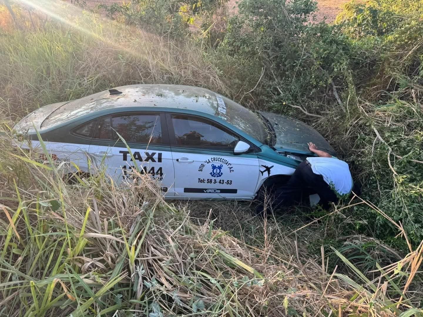 𝗧𝗮𝘅𝗶 𝘀𝗲 𝘀𝗮𝗹𝗲 𝗱𝗲 𝗹𝗮 𝗰𝗮𝗿𝗿𝗲𝘁𝗲𝗿𝗮 𝟮𝟬𝟬 𝗲𝗻 𝗛𝘂𝗮𝘁𝘂𝗹𝗰𝗼; 𝗵𝗮𝘆 𝘂𝗻 𝗹𝗲𝘀𝗶𝗼𝗻𝗮𝗱𝗼.