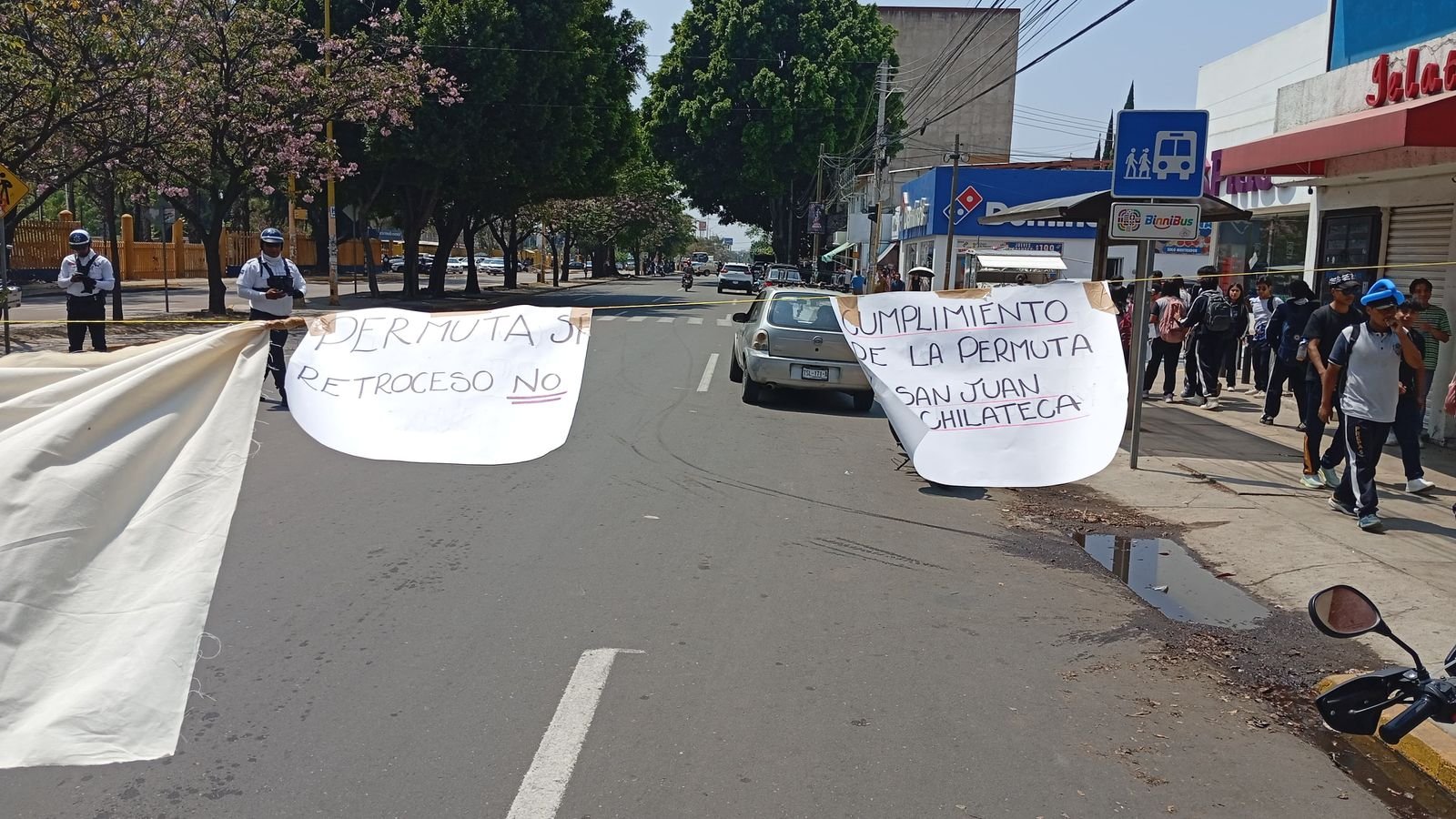 𝗕𝗹𝗼𝗾𝘂𝗲𝗼 𝗲𝗻 𝗔𝘃𝗲𝗻𝗶𝗱𝗮 𝗨𝗻𝗶𝘃𝗲𝗿𝘀𝗶𝗱𝗮𝗱: 𝗦𝗧𝗘𝗨𝗔𝗕𝗝𝗢 𝗲𝘅𝗶𝗴𝗲 𝘁𝗲𝗿𝗿𝗲𝗻𝗼