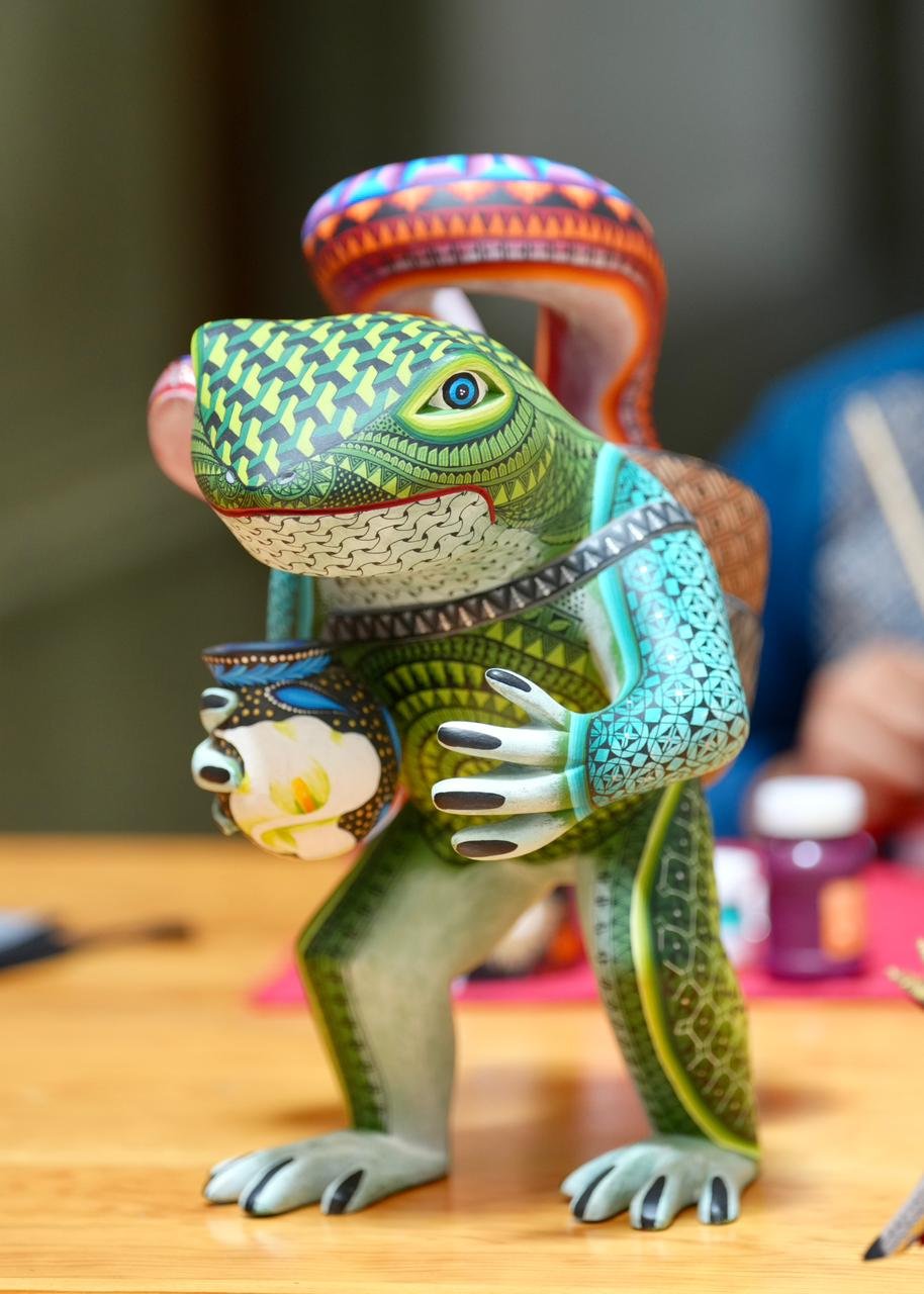 𝗔𝗿𝗿𝗮𝘇𝗼𝗹𝗮 𝗮𝗯𝗿𝗲 𝘀𝘂𝘀 𝘁𝗮𝗹𝗹𝗲𝗿𝗲𝘀: 𝗹𝗼𝘀 𝗮𝗹𝗲𝗯𝗿𝗶𝗷𝗲𝘀 𝗹𝗹𝗮𝗺𝗮𝗻 𝗲𝗻 𝗦𝗲𝗺𝗮𝗻𝗮 𝗦𝗮𝗻𝘁𝗮