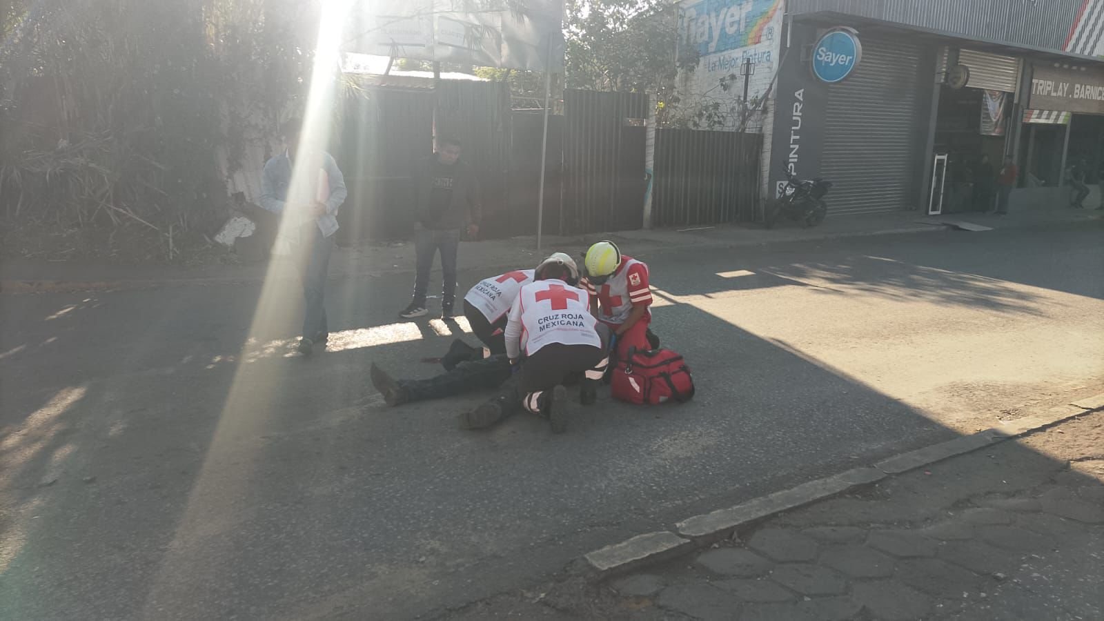 𝗖𝗵𝗼𝗾𝘂𝗲 𝗲𝗻 𝗔𝘃𝗲𝗻𝗶𝗱𝗮 𝗙𝗲𝗿𝗿𝗼𝗰𝗮𝗿𝗿𝗶𝗹: 𝗺𝗼𝘁𝗼𝗰𝗶𝗰𝗹𝗶𝘀𝘁𝗮 𝗵𝗲𝗿𝗶𝗱𝗼 𝘁𝗿𝗮𝘀 𝗶𝗺𝗽𝗮𝗰𝘁𝗼.