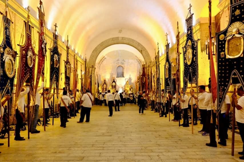 𝗘𝘀𝘁𝗮𝗻𝗱𝗮𝗿𝘁𝗲𝘀 𝗾𝘂𝗲 𝗵𝗮𝗯𝗹𝗮𝗻: 𝗹𝗮 𝗽𝗿𝗼𝗰𝗲𝘀𝗶𝗼́𝗻 𝗾𝘂𝗲 𝗹𝗹𝗲𝗻𝗼́ 𝗱𝗲 𝗺𝗲𝗺𝗼𝗿𝗶𝗮 𝗲𝗹 𝗖𝗲𝗻𝘁𝗿𝗼 𝗱𝗲 𝗢𝗮𝘅𝗮𝗰𝗮