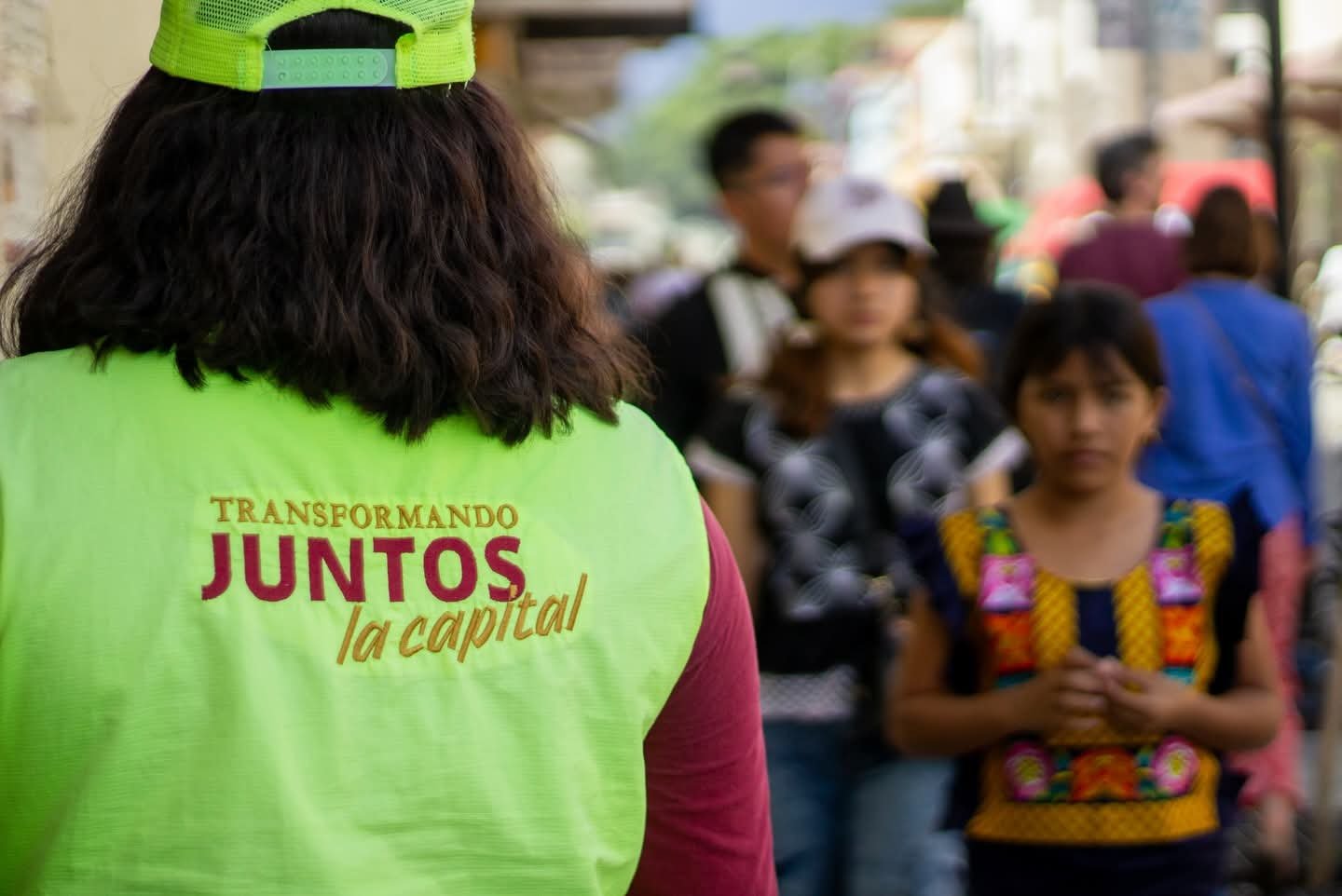 𝗥𝗲𝗳𝘂𝗲𝗿𝘇𝗮𝗻 𝘃𝗶𝗴𝗶𝗹𝗮𝗻𝗰𝗶𝗮 𝗲𝗻 𝗺𝗲𝗿𝗰𝗮𝗱𝗼𝘀 𝘆 𝗽𝗹𝗮𝘇𝗮𝘀 𝗽𝗼𝗿 𝗦𝗲𝗺𝗮𝗻𝗮 𝗦𝗮𝗻𝘁𝗮.