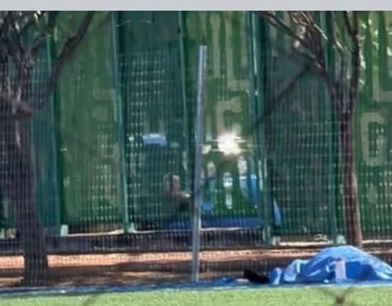 𝗠𝘂𝗲𝗿𝗲 𝗵𝗼𝗺𝗯𝗿𝗲 𝗺𝗶𝗲𝗻𝘁𝗿𝗮𝘀 𝗲𝗻𝘁𝗿𝗲𝗻𝗮𝗯𝗮 𝗲𝗻 𝗲𝗹 𝗣𝗼𝗹𝗶𝗱𝗲𝗽𝗼𝗿𝘁𝗶𝘃𝗼 𝗩𝗲𝗻𝘂𝘀𝘁𝗶𝗮𝗻𝗼 𝗖𝗮𝗿𝗿𝗮𝗻𝘇𝗮