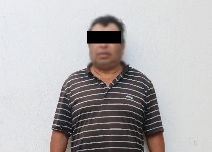 Es 𝗰𝗮𝗽𝘁ado en 𝗰𝗮́𝗺𝗮𝗿𝗮𝘀 𝘆 𝗱𝗲𝘁enido 𝗲𝗻 𝗲𝗹 𝗠𝗲𝗿𝗰𝗮𝗱𝗼 𝗱𝗲 𝗔𝗯𝗮𝘀𝘁𝗼.