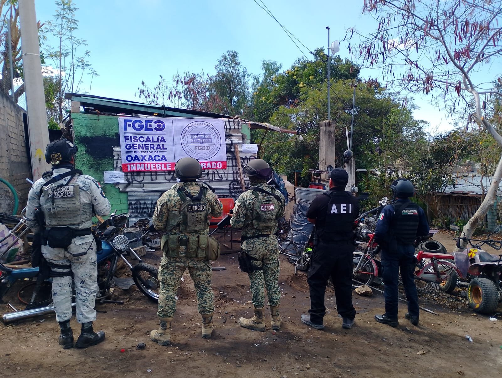 𝗖𝗮𝘁𝗲𝗼 𝗲𝗻 𝗦𝗼𝗹𝗲𝗱𝗮𝗱 𝗘𝘁𝗹𝗮; 𝙙𝙚𝙩𝙞𝙚𝙣𝙚𝙣 𝙖 𝗱𝗼𝘀 𝙥𝙚𝙧𝙨𝙤𝙣𝙖𝙨 𝘆 𝗮𝘀𝗲𝗴𝘂𝗿𝗮𝗻 𝗱𝗿𝗼𝗴𝗮.