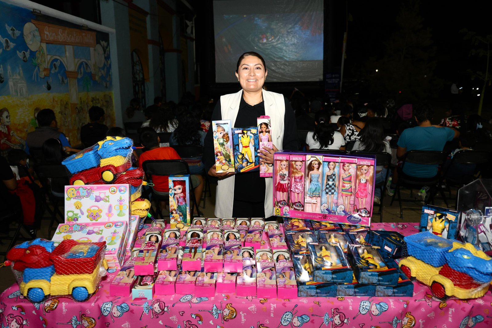 𝗖𝗶𝗻𝗲, 𝗿𝗶𝘀𝗮𝘀 𝘆 𝗿𝗶𝗳𝗮𝘀: 𝗮𝘀𝗶́ 𝘀𝗲 𝘃𝗶𝘃𝗶𝗼́ 𝗲𝗹 𝗳𝗲𝘀𝘁𝗲𝗷𝗼 𝗶𝗻𝗳𝗮𝗻𝘁𝗶𝗹 𝗲𝗻 𝗦𝗮𝗻 𝗦𝗲𝗯𝗮𝘀𝘁𝗶𝗮́𝗻 𝗧𝘂𝘁𝗹𝗮