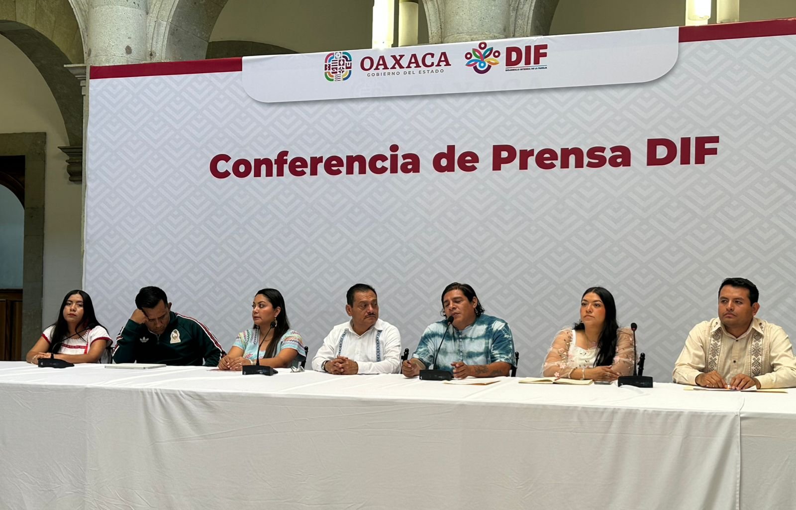 𝗔𝗿𝗿𝗮𝗻𝗰𝗮 𝗳𝗲𝘀𝘁𝗲𝗷𝗼 𝗽𝗼𝗿 𝗲𝗹 𝗗í𝗮 𝗱𝗲𝗹 𝗡𝗶ñ𝗼 𝗲𝗻 𝗢𝗮𝘅𝗮𝗰𝗮