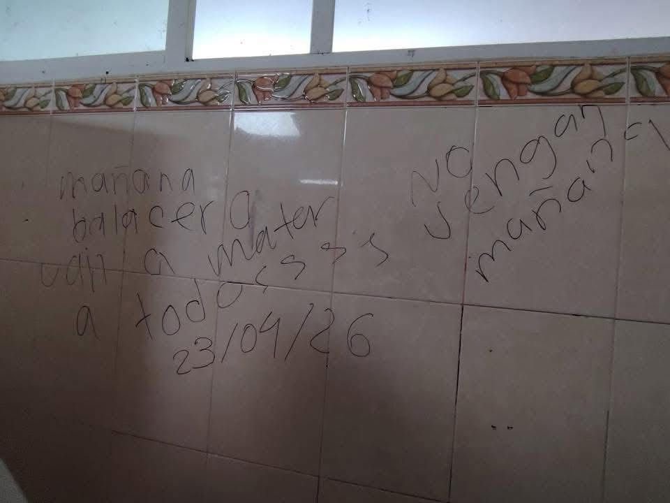 𝗢𝘁𝗿𝗮 𝗮𝗺𝗲𝗻𝗮𝘇𝗮 𝗲𝗻𝗰𝗶𝗲𝗻𝗱𝗲 𝗮𝗹𝗲𝗿𝘁𝗮 𝗲𝗻 𝗲𝘀𝗰𝘂𝗲𝗹𝗮𝘀 𝗱𝗲 𝗢𝗮𝘅𝗮𝗰𝗮.