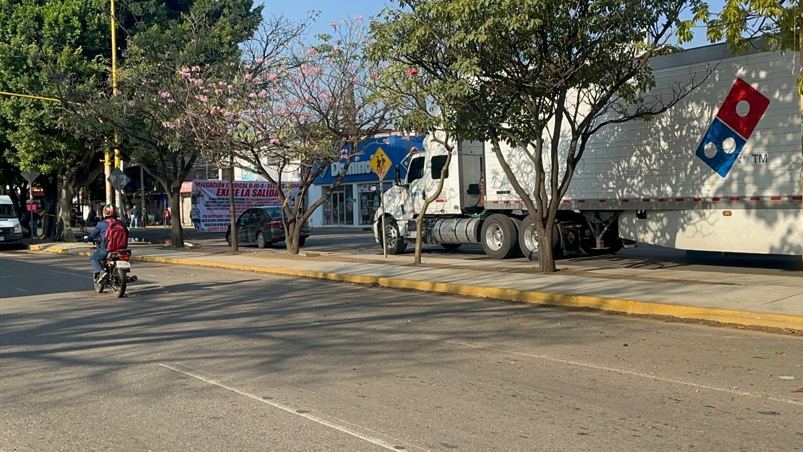 𝗣𝗔𝗔𝗘𝘀 𝗺𝗮𝗻𝘁𝗶𝗲𝗻𝗲𝗻 𝗯𝗹𝗼𝗾𝘂𝗲𝗼 𝗲𝗻 𝗔𝘃. 𝗨𝗻𝗶𝘃𝗲𝗿𝘀𝗶𝗱𝗮𝗱 𝘆 𝗰𝗶𝗲𝗿𝗿𝗮𝗻 𝗹𝗮 𝘀𝗲𝗺𝗮𝗻𝗮 𝘀𝗶𝗻 𝗮𝗰𝘂𝗲𝗿𝗱𝗼