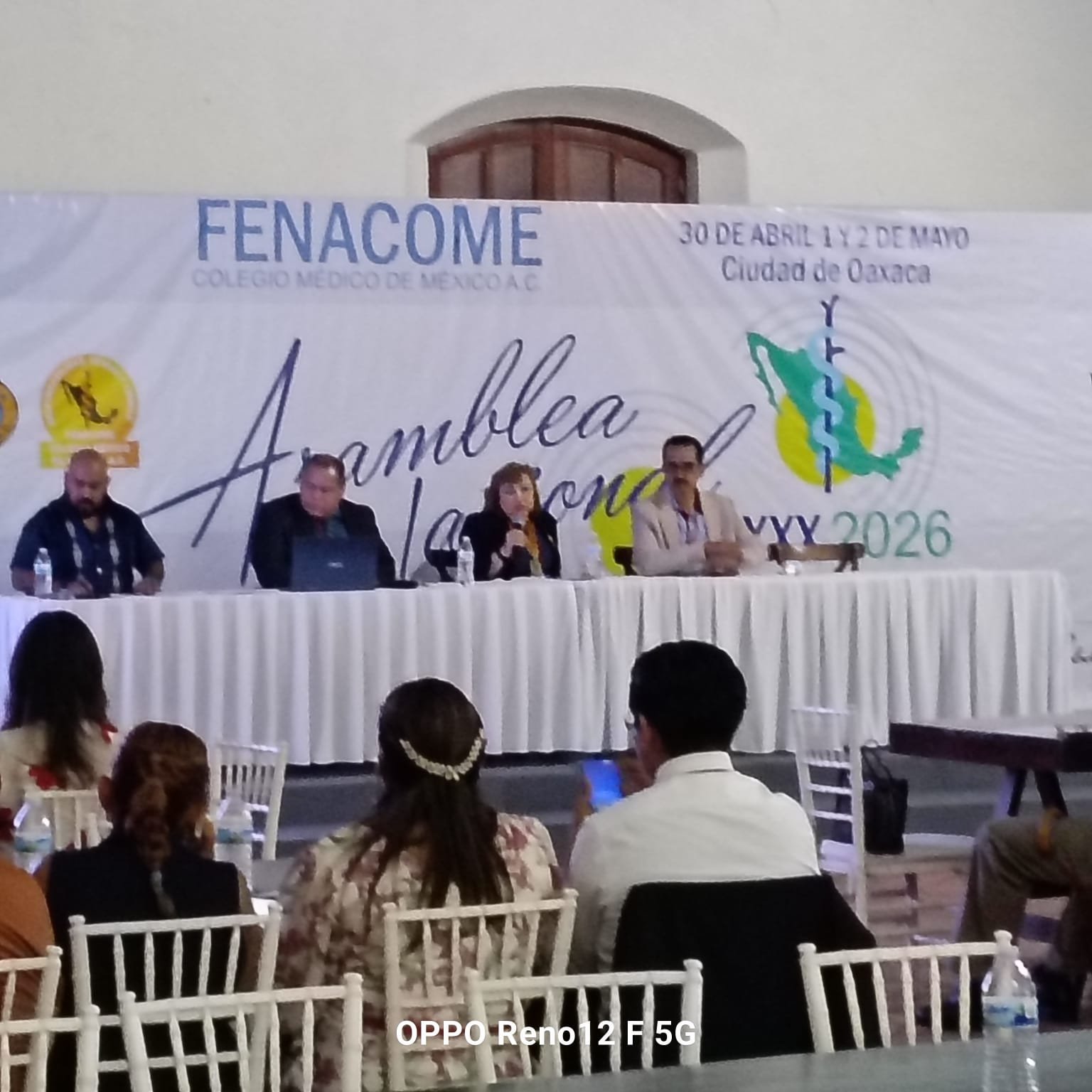 𝗠𝗲́𝗱𝗶𝗰𝗼𝘀 𝗱𝗲 𝘁𝗼𝗱𝗼 𝗲𝗹 𝗽𝗮𝗶́𝘀 𝘀𝗲 𝗿𝗲𝘂́𝗻𝗲𝗻 𝗲𝗻 𝗢𝗮𝘅𝗮𝗰𝗮; 𝗮𝗿𝗿𝗮𝗻𝗰𝗮 𝗲𝗹 𝗟𝗫𝗫𝗫 𝗰𝗼𝗻𝗴𝗿𝗲𝘀𝗼 𝗱𝗲 𝗹𝗮 𝗙𝗘𝗡𝗔𝗖𝗢𝗠𝗘