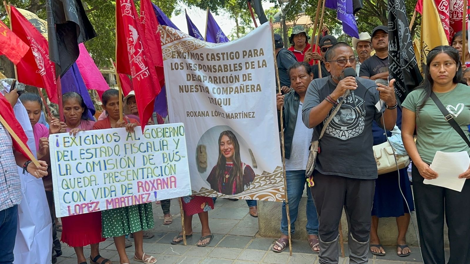 𝗖𝗜𝗣𝗢 𝗹𝗲𝘃𝗮𝗻𝘁𝗮 𝗽𝗹𝗮𝗻𝘁ó𝗻 𝗲𝗻 𝗲𝗹 𝘇ó𝗰𝗮𝗹𝗼 𝘀𝗶𝗻 𝗿𝗲𝘀𝗽𝘂𝗲𝘀𝘁𝗮𝘀 𝘀𝗼𝗯𝗿𝗲 𝗲𝗹 𝗰𝗮𝘀𝗼 𝗱𝗲 𝗥𝗼𝘅𝗮𝗻𝗮  