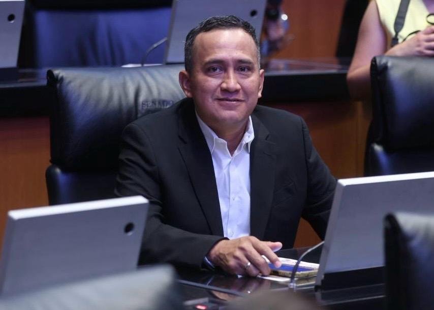 𝗠𝗼𝗿𝗲𝗻𝗮 𝗮𝗽𝗿𝗼𝗯𝗮𝗿á 𝗳𝗶𝗹𝘁𝗿𝗼 𝗽𝗮𝗿𝗮 𝗰𝗮𝗻𝗱𝗶𝗱𝗮𝘁𝘂𝗿𝗮𝘀 𝗰𝗼𝗻 𝗽𝗼𝘀𝗶𝗯𝗹𝗲𝘀 𝗻𝗲𝘅𝗼𝘀 𝗱𝗲𝗹𝗶𝗰𝘁𝗶𝘃𝗼𝘀 𝗱𝗶𝗰𝗲 𝗔𝗻𝘁𝗼𝗻𝗶𝗻𝗼 𝗠𝗼𝗿𝗮𝗹𝗲𝘀.
