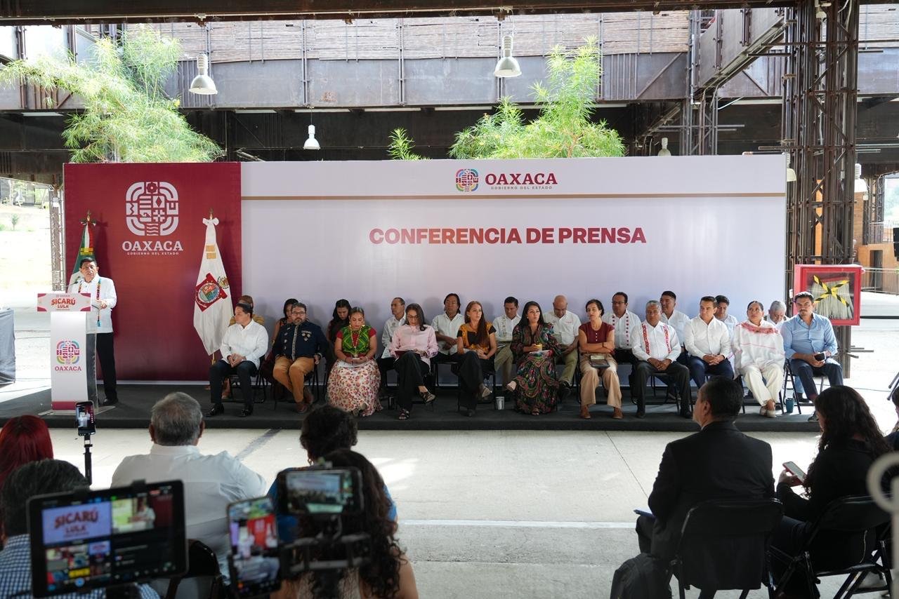 𝗫𝗼𝘅𝗼𝗰𝗼𝘁𝗹𝗮́𝗻 𝗮𝘃𝗮𝗻𝘇𝗮 𝗰𝗼𝗻 𝗼𝗯𝗿𝗮𝘀 𝘂𝗿𝗯𝗮𝗻𝗮𝘀 𝘆 𝗿𝗲𝗳𝘂𝗲𝗿𝘇𝗮 𝗮𝗰𝗰𝗶𝗼𝗻𝗲𝘀 𝗽𝗮𝗿𝗮 𝗹𝗮 𝗲𝗱𝘂𝗰𝗮𝗰𝗶𝗼́𝗻 𝗱𝗲 𝗮𝗱𝘂𝗹𝘁𝗼𝘀