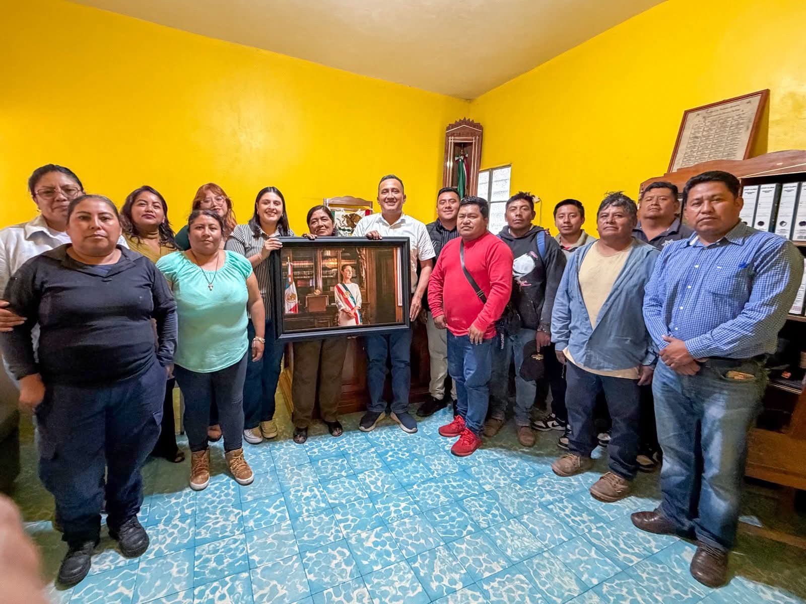 𝗗𝗲 𝗰𝗼𝗺𝘂𝗻𝗶𝗱𝗮𝗱 𝗲𝗻 𝗰𝗼𝗺𝘂𝗻𝗶𝗱𝗮𝗱, 𝗡𝗶n𝗼 𝗠𝗼𝗿𝗮𝗹𝗲𝘀 𝗿𝗲𝗰𝗼𝗿𝗿𝗲 𝗹𝗮 𝗠𝗶𝘅𝘁𝗲𝗰𝗮 𝗽𝗮𝗿𝗮 𝗱𝗶𝗮𝗹𝗼𝗴𝗮𝗿 𝗰𝗼𝗻 𝗮𝘂𝘁𝗼𝗿𝗶𝗱𝗮𝗱𝗲𝘀 𝘆 𝗵𝗮𝗯𝗶𝘁𝗮𝗻𝘁𝗲𝘀
