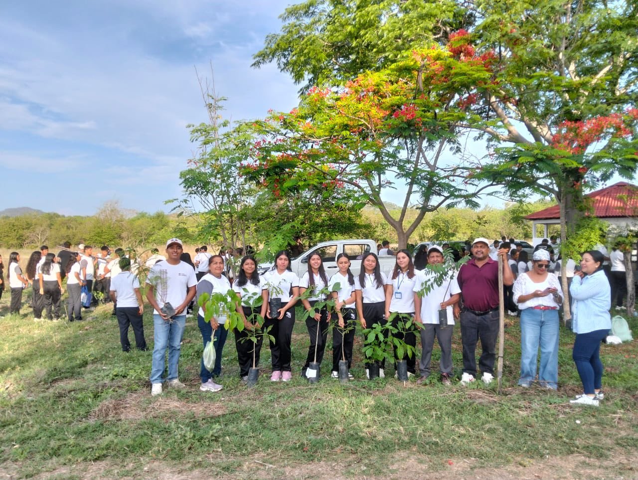 𝗘𝘀𝘁𝘂𝗱𝗶𝗮𝗻𝘁𝗲𝘀 𝗱𝗲 𝗖𝗘𝗖𝘆𝗧𝗘 𝗹𝗶𝗱𝗲𝗿𝗮𝗻 𝗷𝗼𝗿𝗻𝗮𝗱𝗮 𝗱𝗲 𝗿𝗲𝗳𝗼𝗿𝗲𝘀𝘁𝗮𝗰𝗶ó𝗻 𝗲𝗻 𝗦𝗮𝗻 𝗣𝗲𝗱𝗿𝗼 𝗧𝘂𝘁𝘂𝘁𝗲𝗽𝗲𝗰