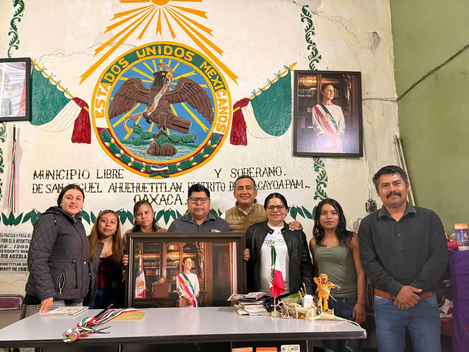 𝗗𝗲 𝗰𝗼𝗺𝘂𝗻𝗶𝗱𝗮𝗱 𝗲𝗻 𝗰𝗼𝗺𝘂𝗻𝗶𝗱𝗮𝗱, 𝗔𝗻𝘁𝗼𝗻𝗶𝗻𝗼 𝗠𝗼𝗿𝗮𝗹𝗲𝘀 𝗹𝗹𝗲𝘃𝗮 𝗮 𝗹𝗮 𝗠𝗶𝘅𝘁𝗲𝗰𝗮 𝗲𝗹 𝗺𝗲𝗻𝘀𝗮𝗷𝗲 𝘀𝗼𝗯𝗿𝗲 𝗹𝗮 𝘀𝗼𝗯𝗲𝗿𝗮𝗻í𝗮.