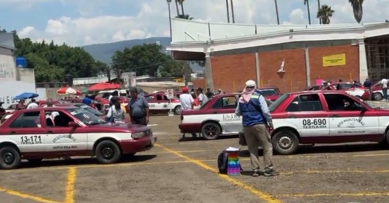 TAXIS FORÁNEOS DEJAN DE LLEGAR AL CENTRO DE OAXACA; AHORA OPERARÁN DESDE LA CENTRAL CAMIONERA