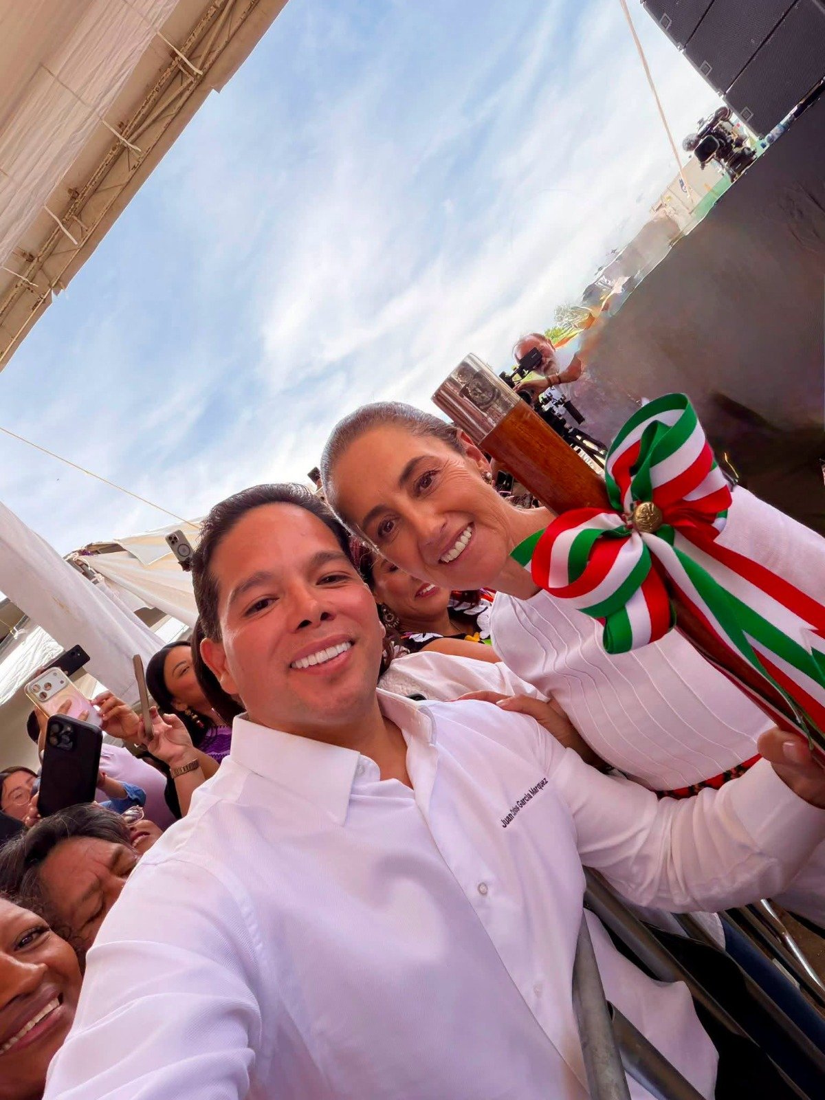 Juan Carlos García Márquez acompaña inicio de construcción del nuevo hospital del IMSS en Oaxaca