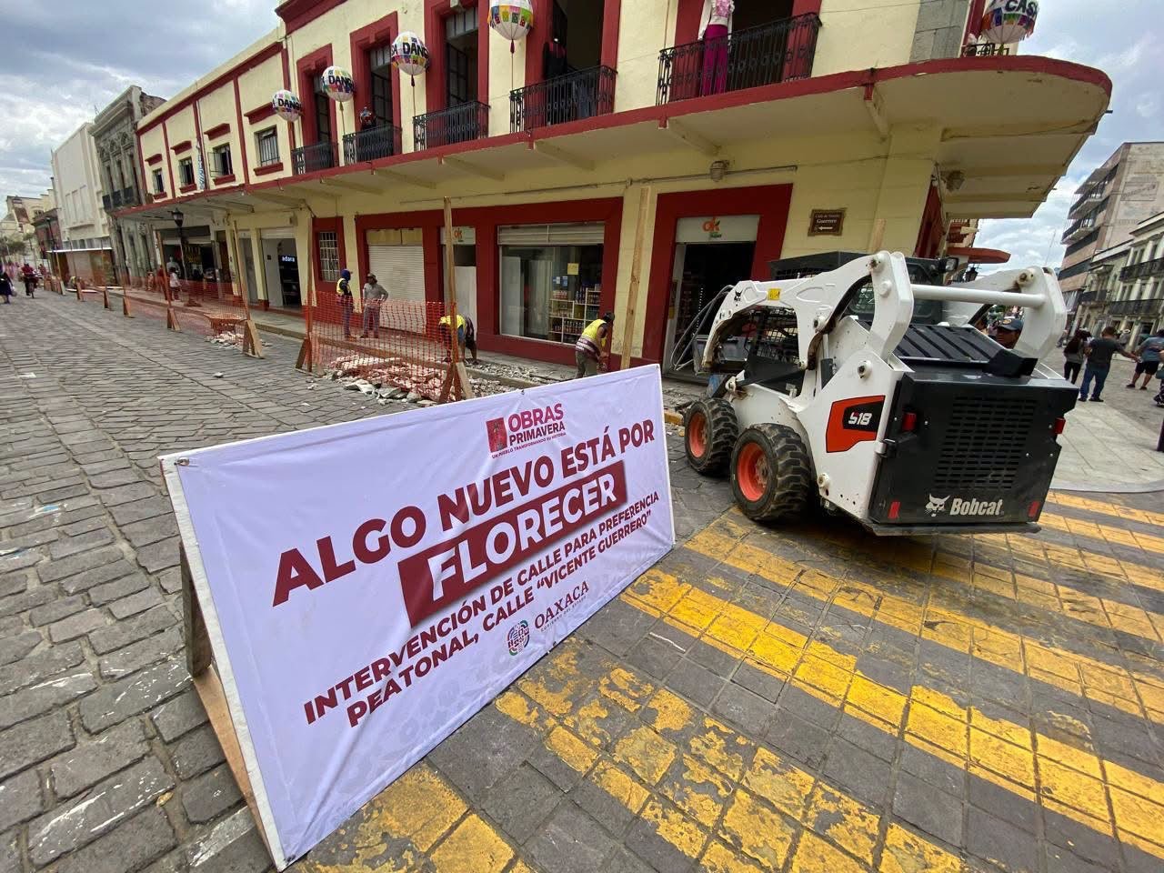 𝗜𝗻𝗶𝗰𝗶𝗮 𝗿𝗲𝗵𝗮𝗯𝗶𝗹𝗶𝘁𝗮𝗰𝗶ó𝗻 𝗱𝗲 𝗯𝗮𝗻𝗾𝘂𝗲𝘁𝗮𝘀 𝗲𝗻 𝗹𝗮 𝗰𝗮𝗹𝗹𝗲 𝗱𝗲 𝗚𝘂𝗲𝗿𝗿𝗲𝗿𝗼, 𝗲𝗻 𝗲𝗹 𝗖𝗲𝗻𝘁𝗿𝗼 𝗱𝗲 𝗢𝗮𝘅𝗮𝗰𝗮