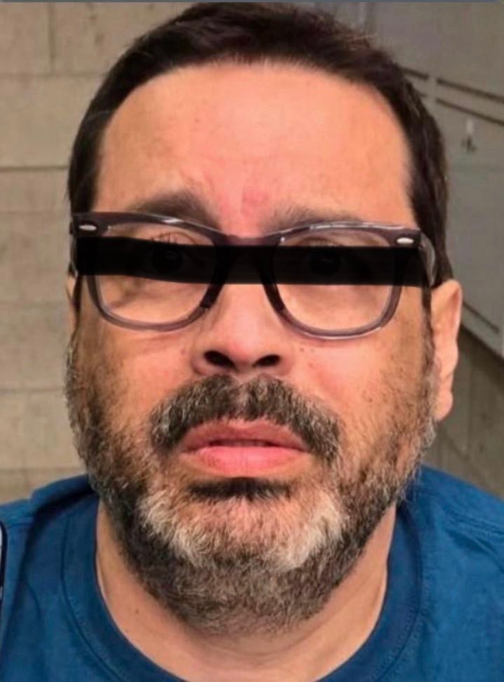 Detienen en California a hombre acusado de agredir brutalmente a recepcionista en Santa Fe