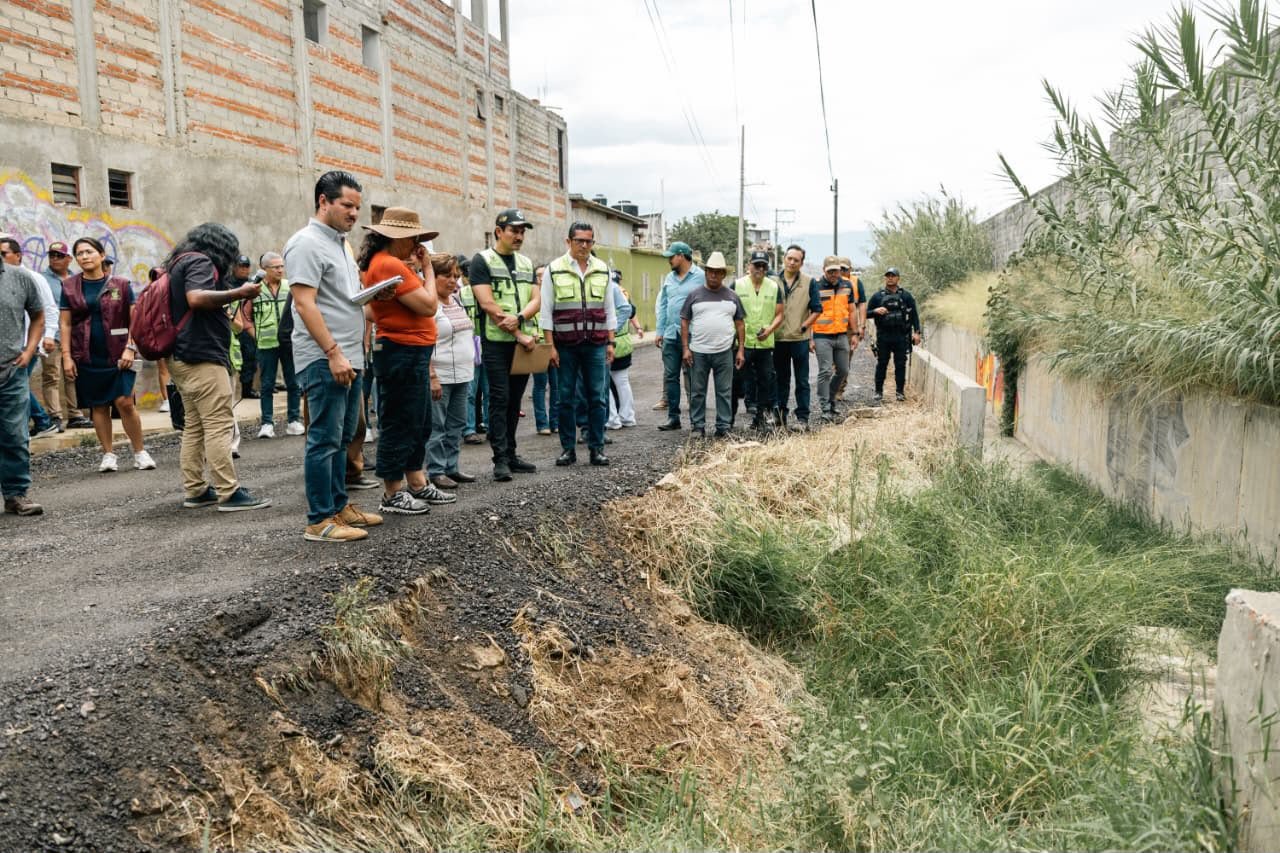 Después de más de 30 años, rehabilitan la calle Esmeralda en Pueblo Nuevo