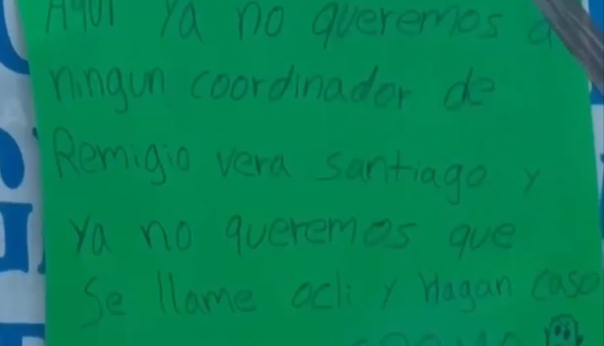 Hallan cuatro “narcomensajes” en distintos puntos de Juchitán; uno apareció rumbo a Xadani