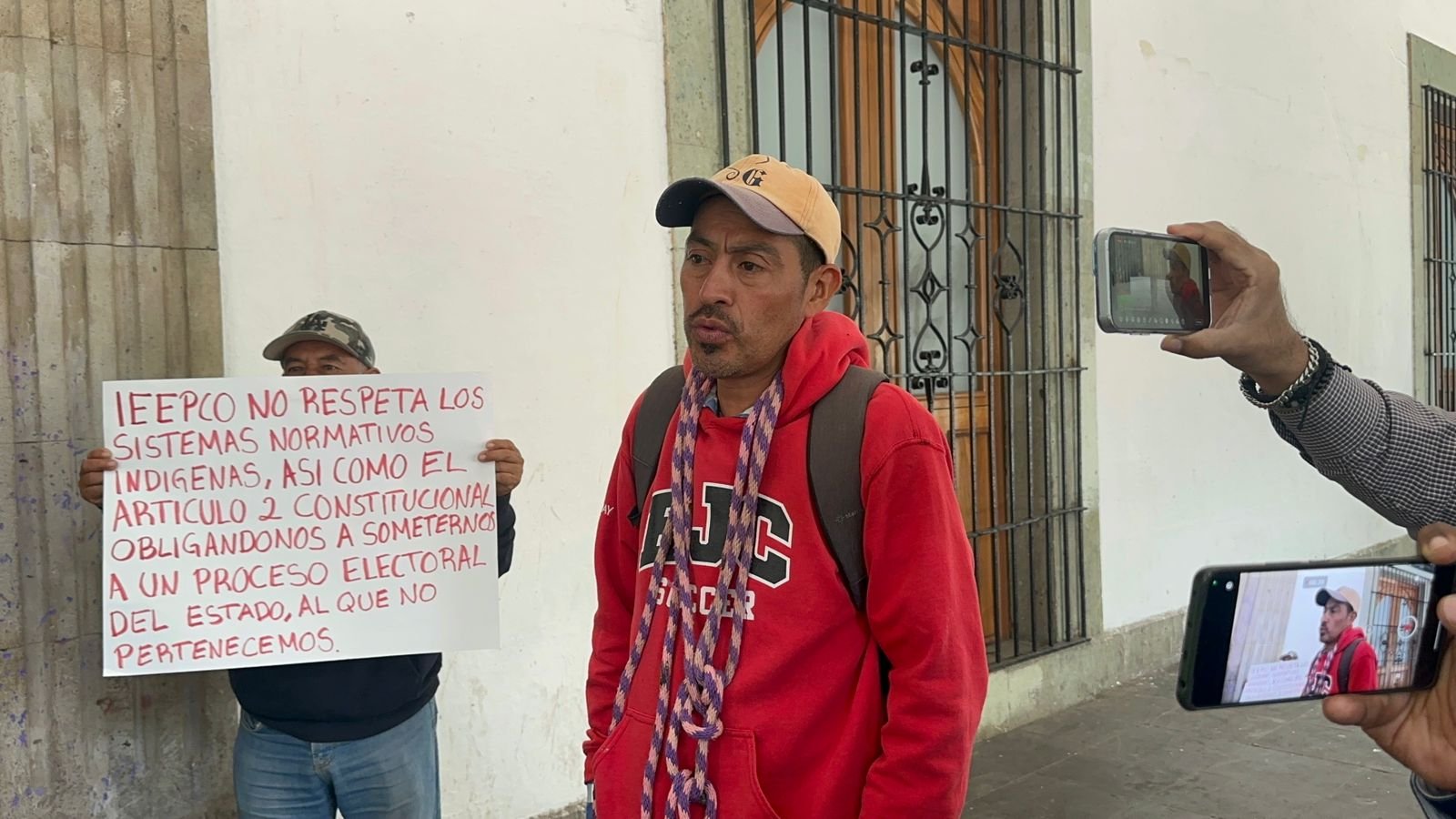 Persiste inconformidad en Santa Catarina Minas; pobladores exigen salida de presidenta municipal
