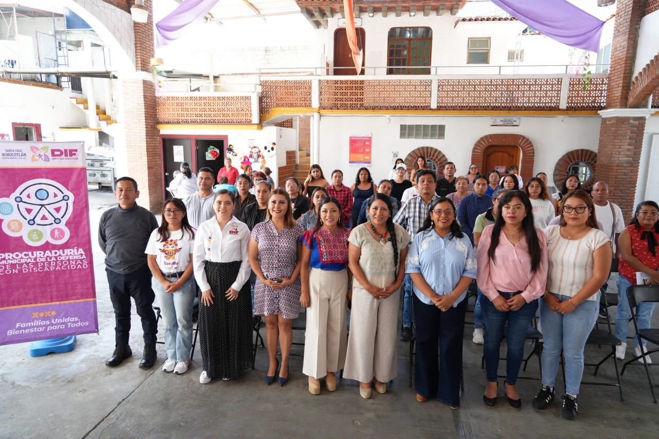 Xoxocotlán promueve inclusión con taller de Lengua de Señas Mexicana