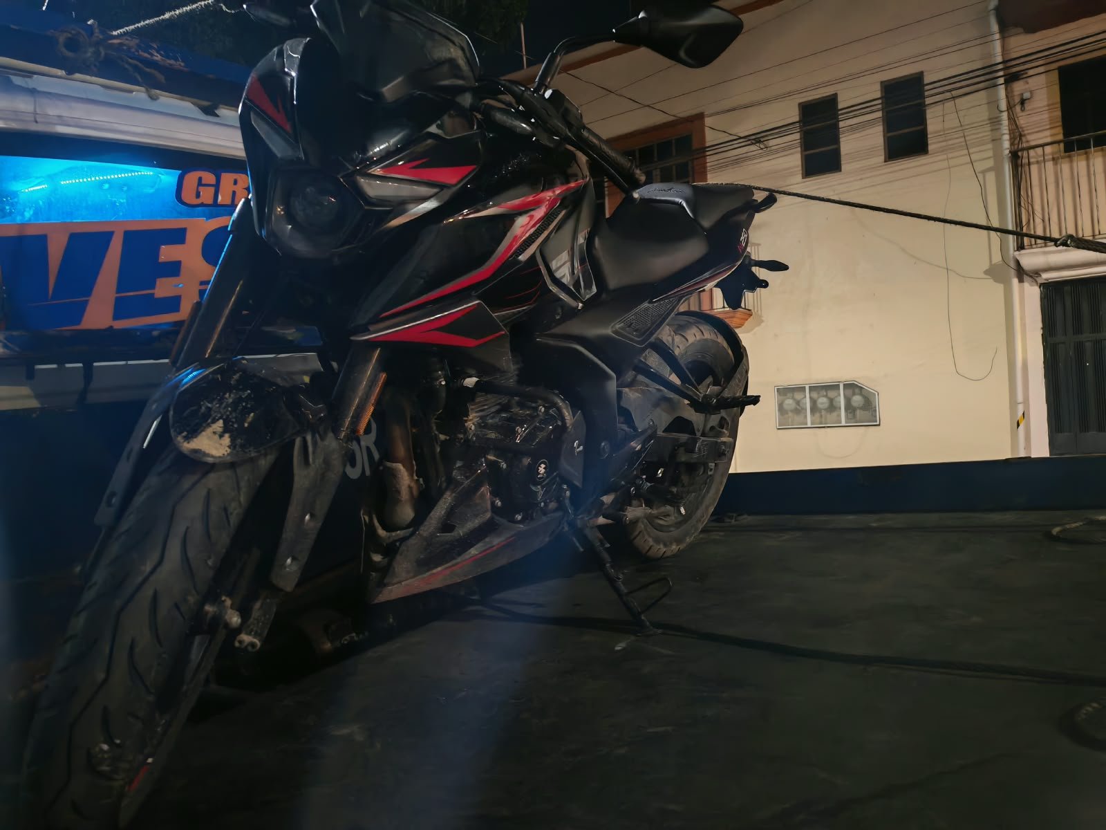 vecinos de la capital. Policía Municipal detiene a hombre señalado por presunto robo de motocicleta en Oaxaca
