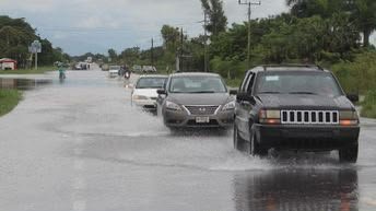 Huatulco deja a cada escuela decidir posible suspensión de clases por lluvias