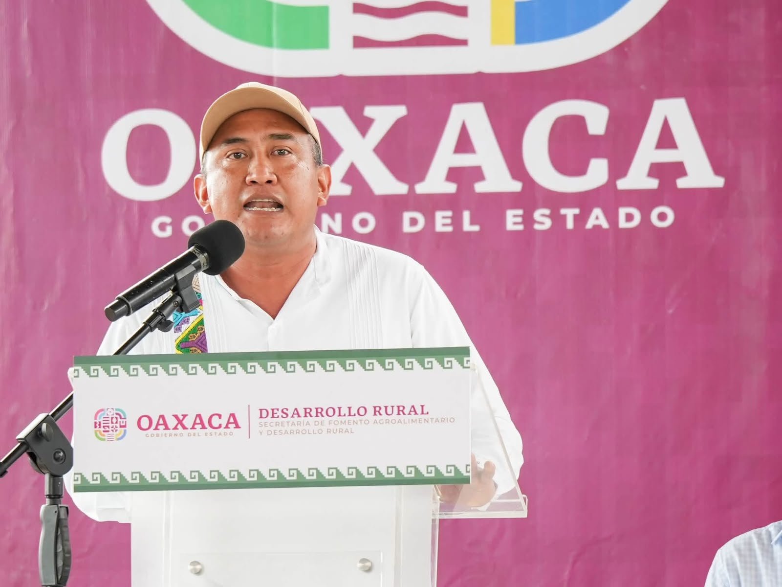Nino Morales acompaña diálogos sobre reforma constitucional y entrega de apoyos al campo en la Cuenca
